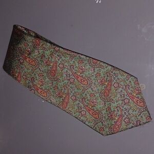 Stonehenge Paisley Green and Red Men's Silk Tie